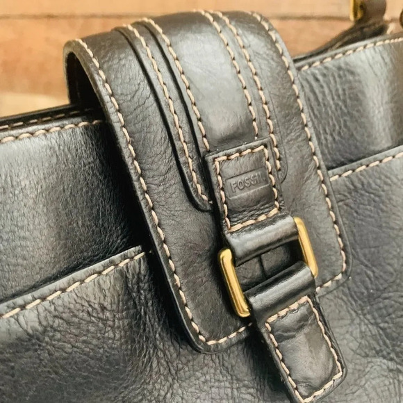 Fossil leather purse  - Picture 8 of 8